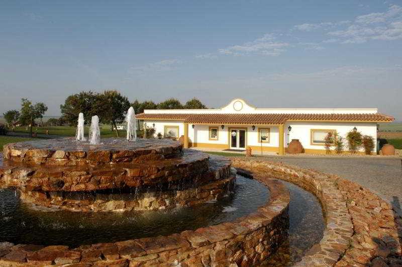 Vila Gale Alentejo Vineyard - Clube De Campo Albernoa Ngoại thất bức ảnh