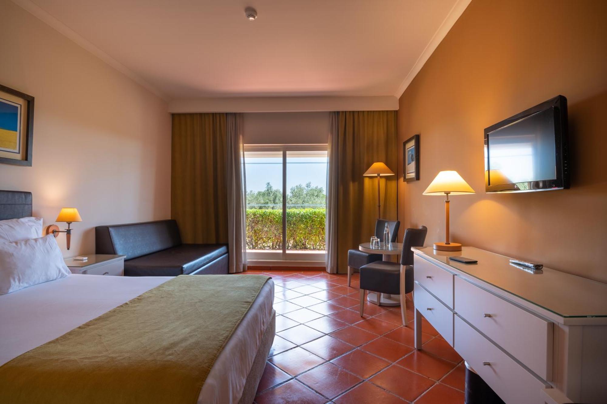 Vila Gale Alentejo Vineyard - Clube De Campo Albernoa Ngoại thất bức ảnh