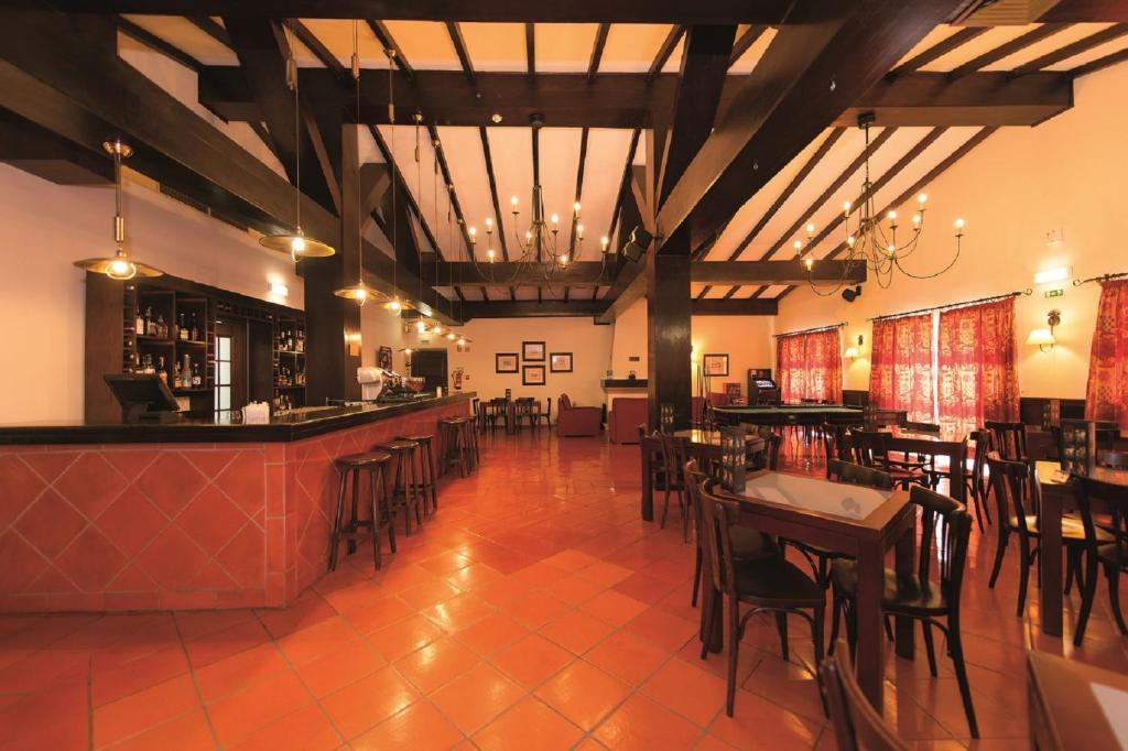 Vila Gale Alentejo Vineyard - Clube De Campo Albernoa Ngoại thất bức ảnh