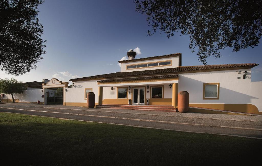 Vila Gale Alentejo Vineyard - Clube De Campo Albernoa Ngoại thất bức ảnh